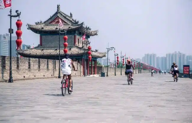 Cycle on Xi'an Ancient City Wall