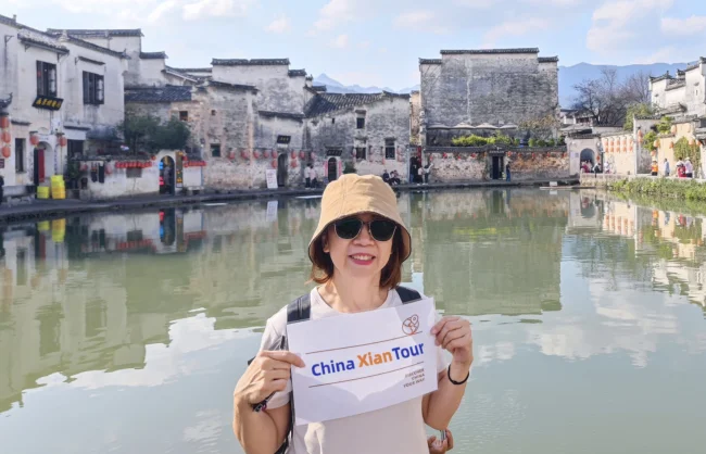 Visit Hongcun Village in Huangshan